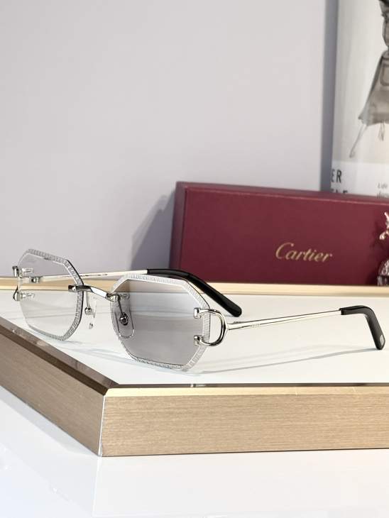 Picture of Cartier Sunglasses _SKUfw79683864fw